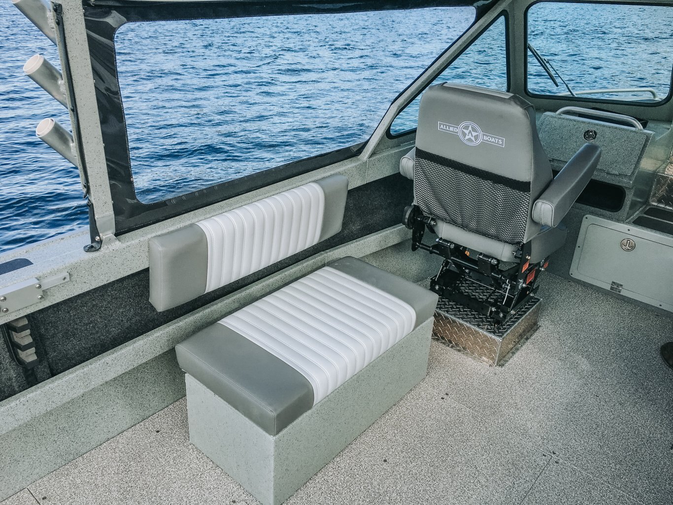 ALLIED BOATS — WARHAWK P23