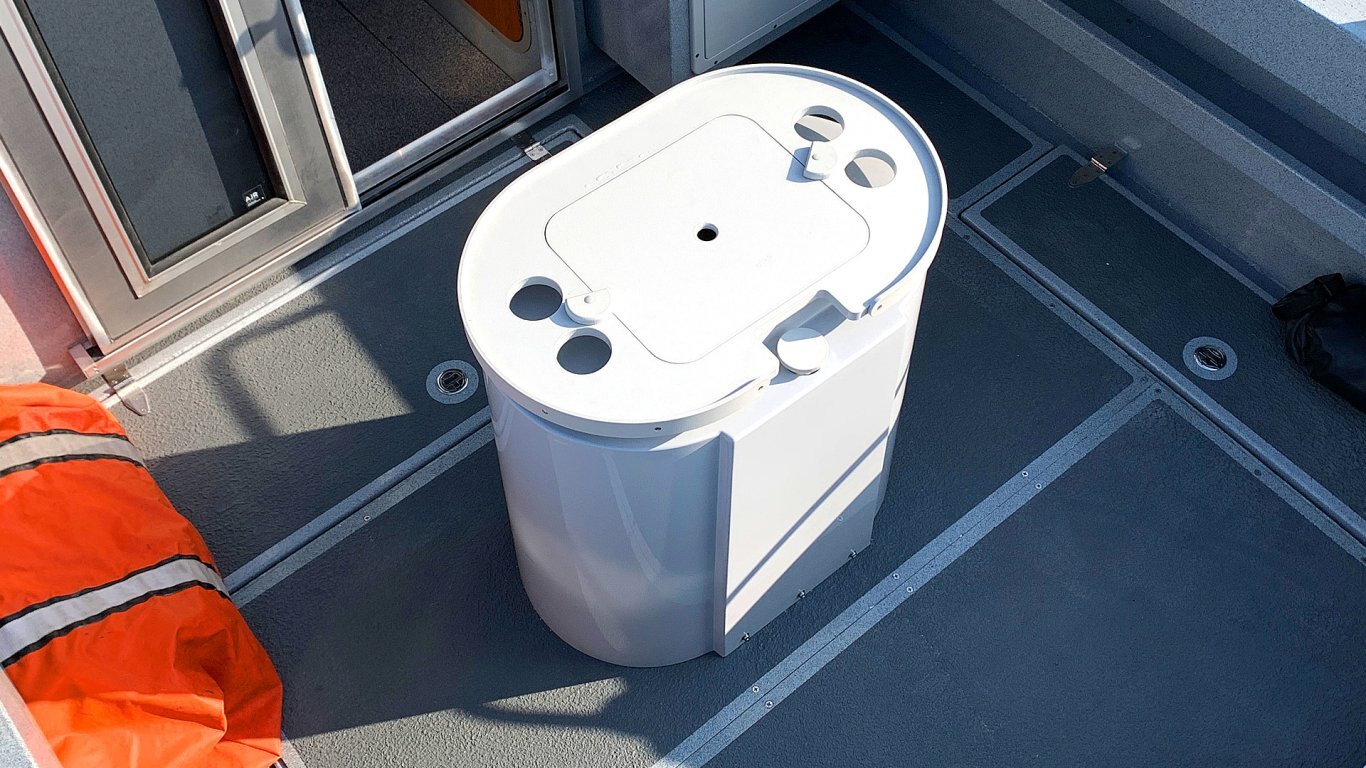 ALLIED BOATS — DOMINATOR 28