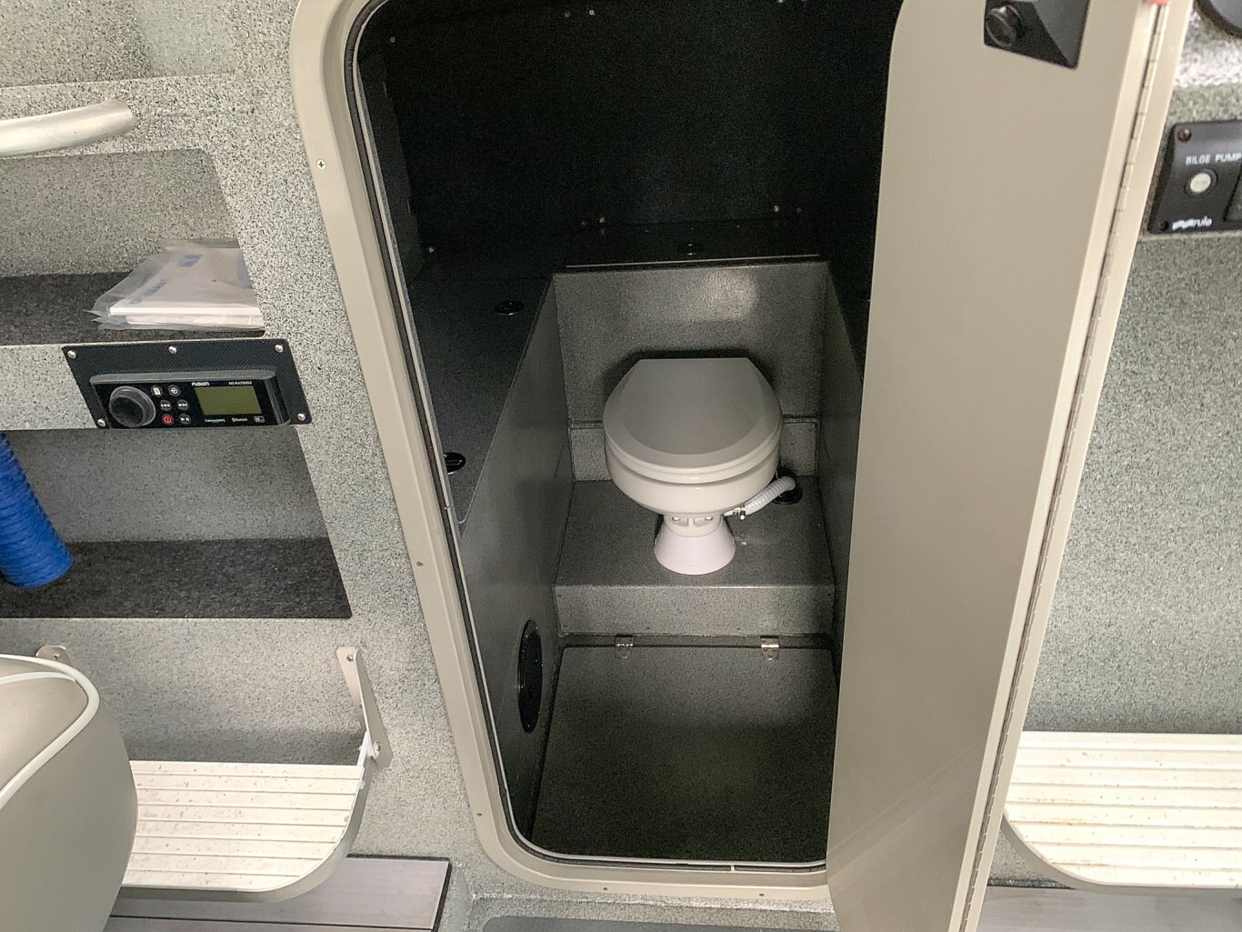 ALLIED BOATS — LIBERATOR 30