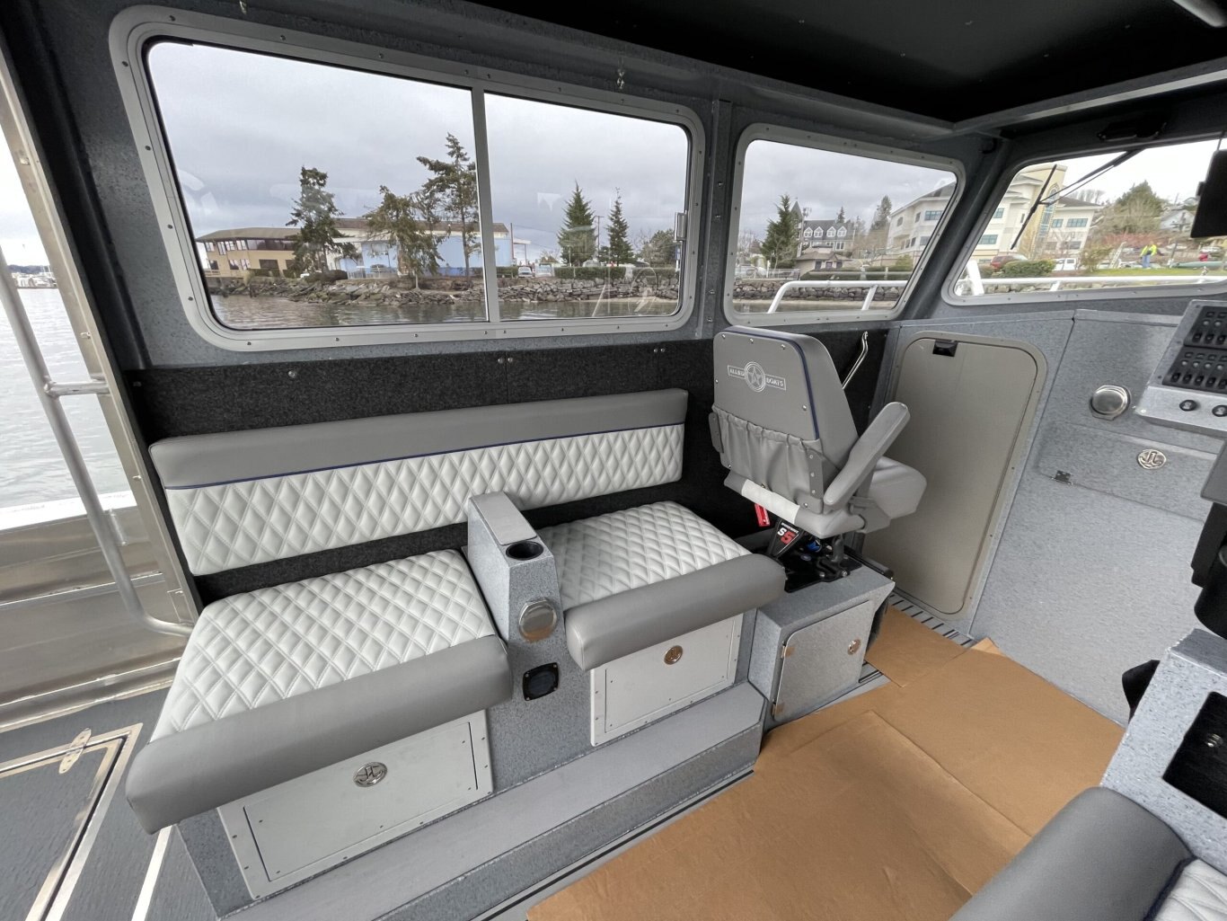 ALLIED BOATS — LIBERATOR 32