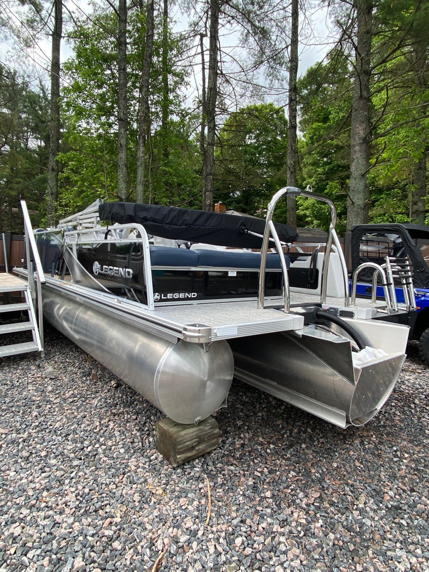 2025 Q 23 CRL Steel Blue Sport