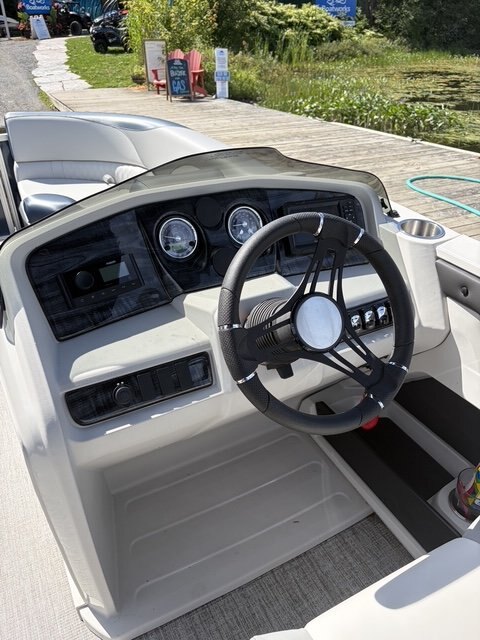 2025 Legend Q 23 CRL Steel Blue Sport