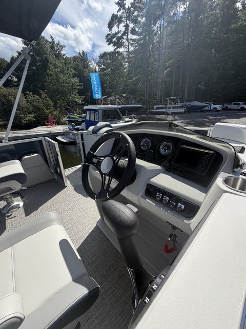 2025 Legend Q 23 CRL Steel Blue Sport