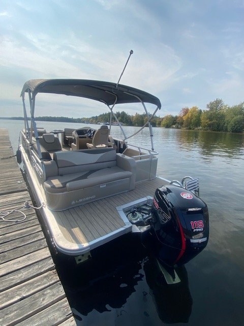 2022 Legend Q Series Cottage 21 (Black)