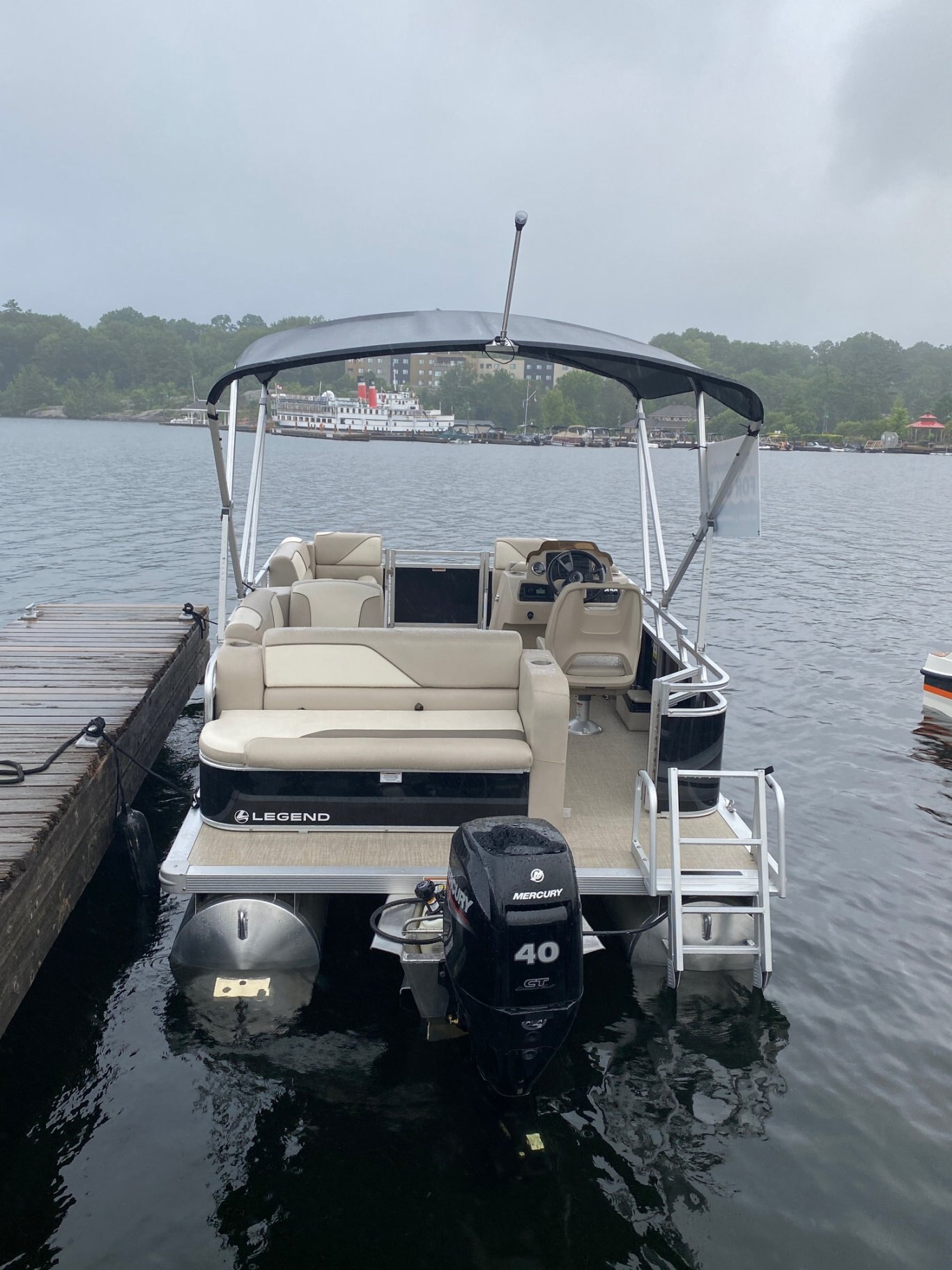 2024 Legend Q Series LE 17 Cottage