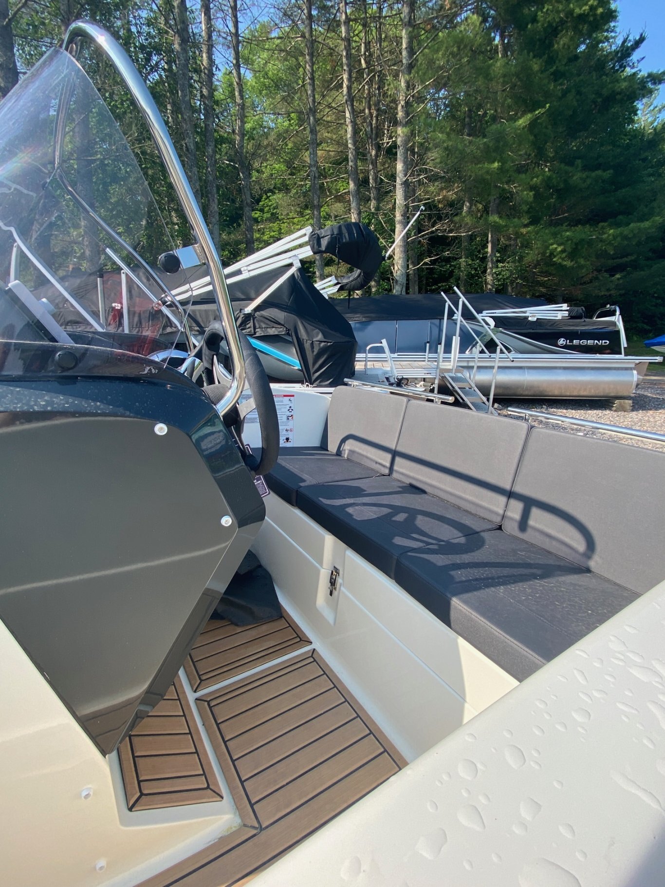 2025 Legend Uttern S45 (Centre Console)