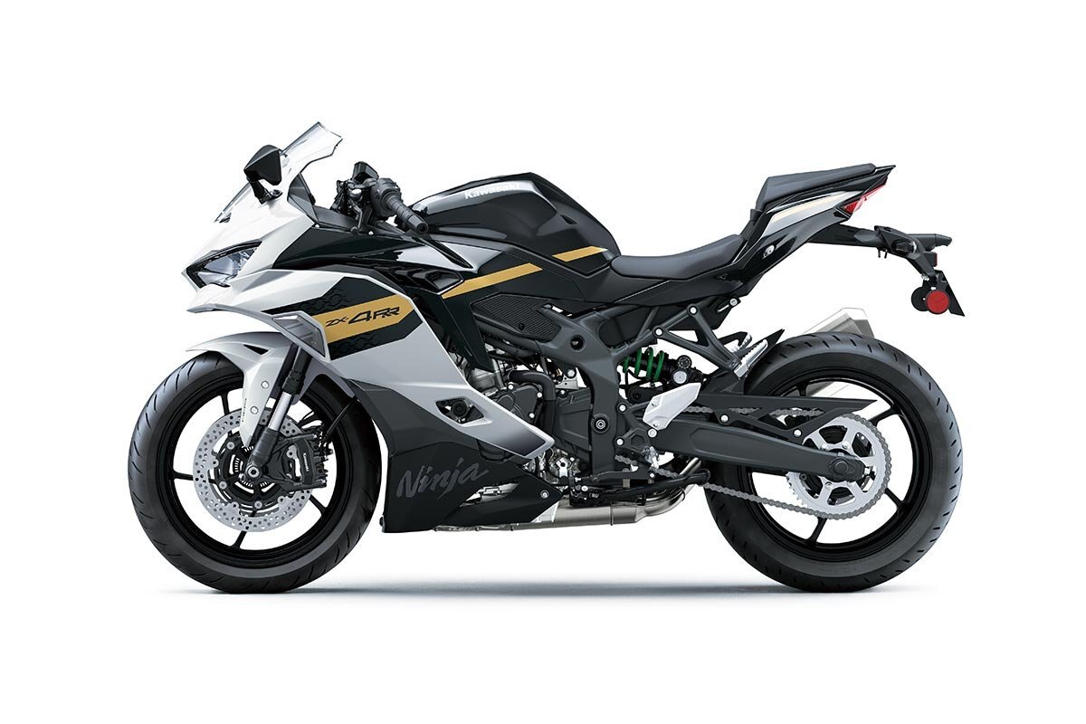 2026 Kawasaki NINJA ZX 4RR Pearl Robotic White / Metallic Spark Black