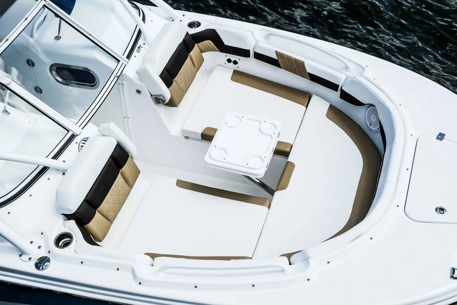 2026 EdgeWater 248CX Crossover Series