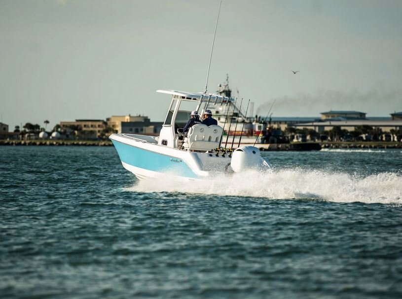 2026 EdgeWater 230CC Center Console Series