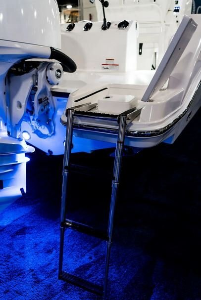 2026 EdgeWater 230CC Center Console Series