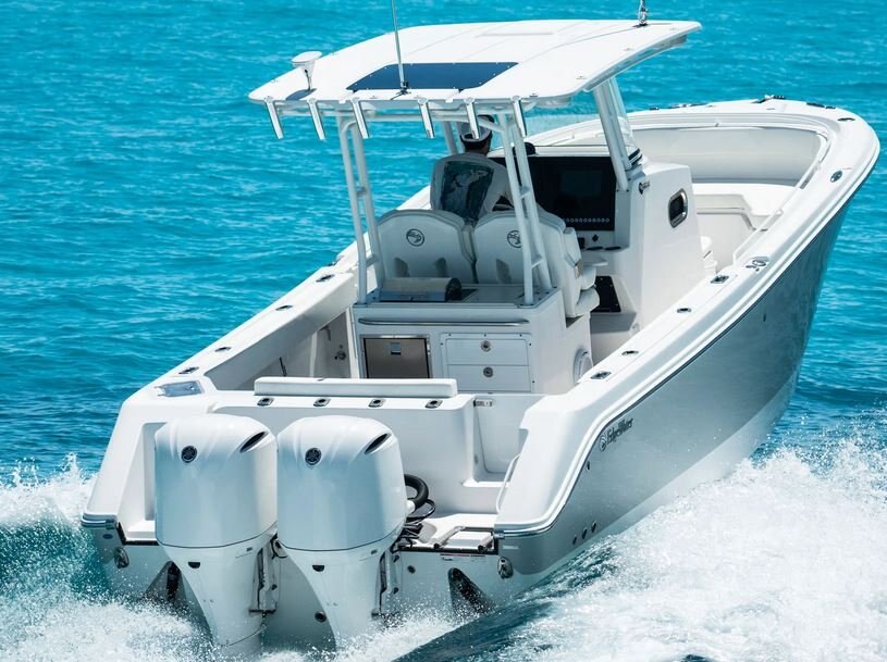 2026 EdgeWater 285CC Center Console Series