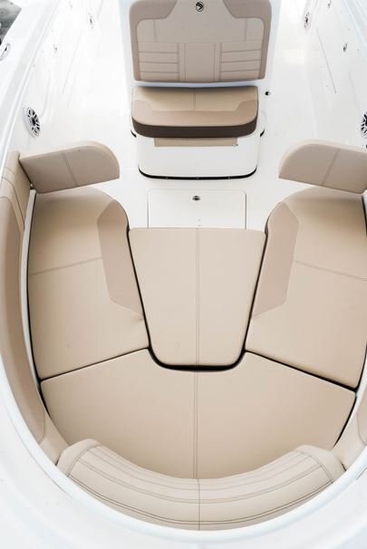 2026 EdgeWater 325CC Center Console Series