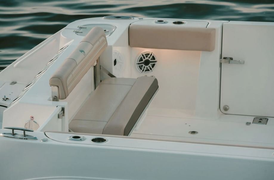 2026 EdgeWater 340CC Center Console Series