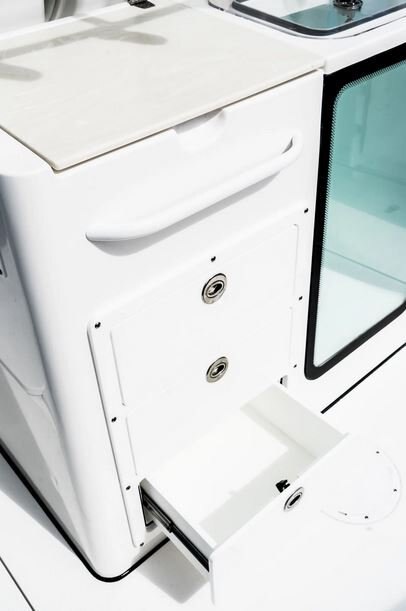 2026 EdgeWater 340CC Center Console Series