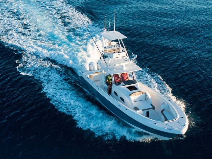 2026 EdgeWater 370CC Center Console Series