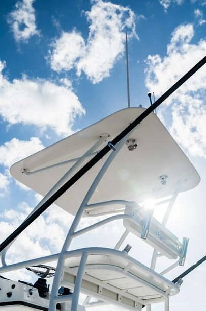 2026 EdgeWater 370CC Center Console Series