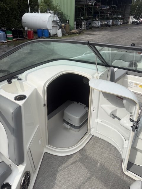 2022 NauticStar 223DC
