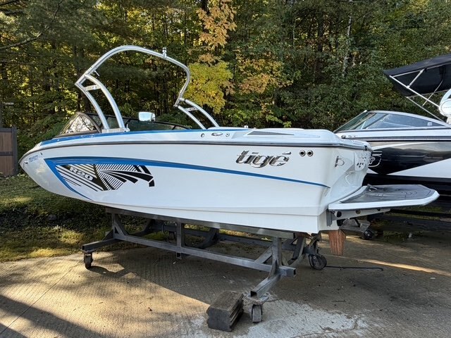 2012 Tige R20