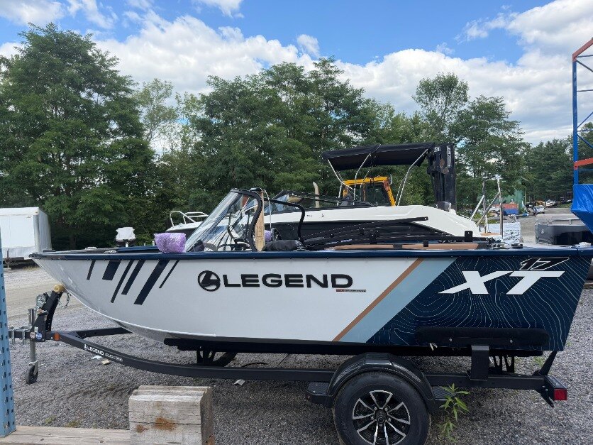 2026 Legend 17 XT (Sapphire Blue)