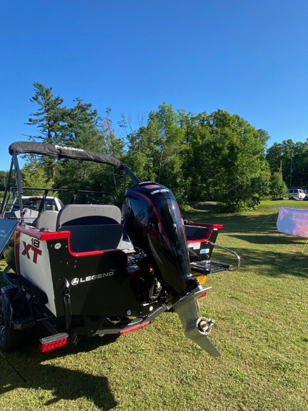 2026 Legend 18 XT Chilli Pepper Red