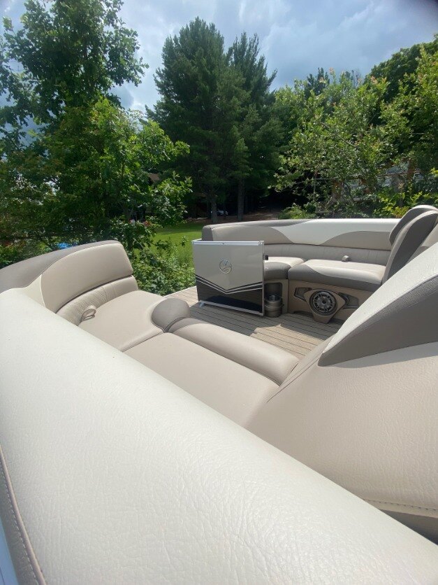 2023 Legend Q Series Cottage Sport Pro (Black Edition)