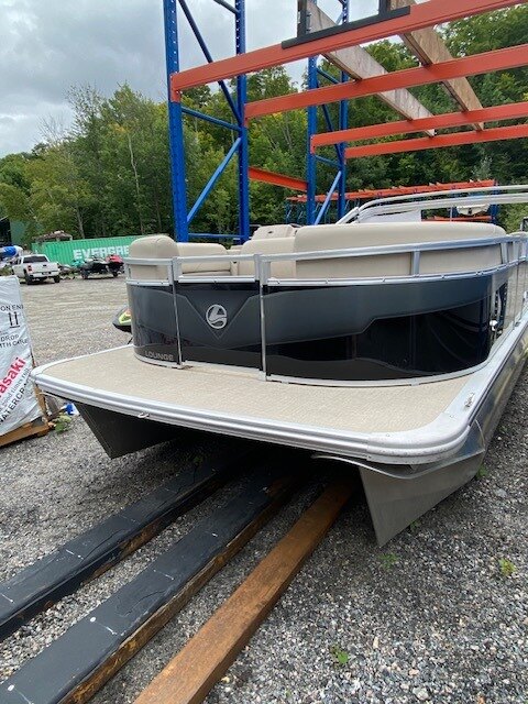 2023 Legend Boats Q Series LE 21 Lounge