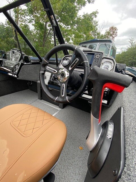 2026 Legend 17 XT (Sapphire Blue)