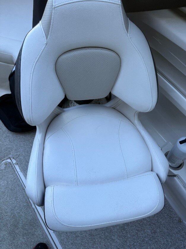 2011 Chaparral 216 SS