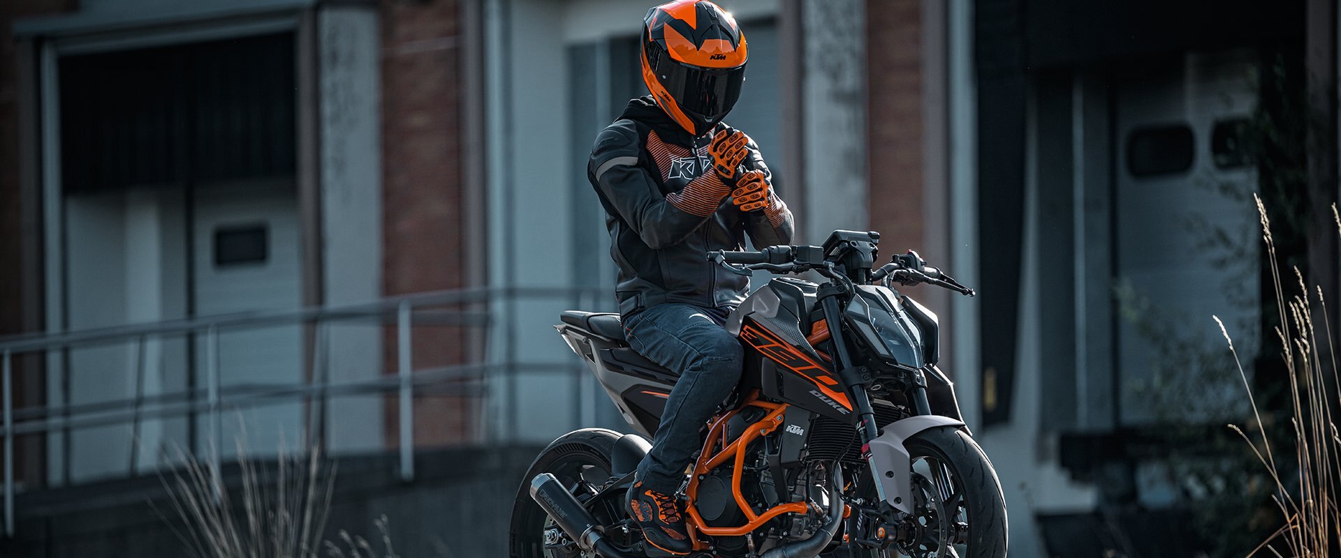 2026 Duke 390 Blue