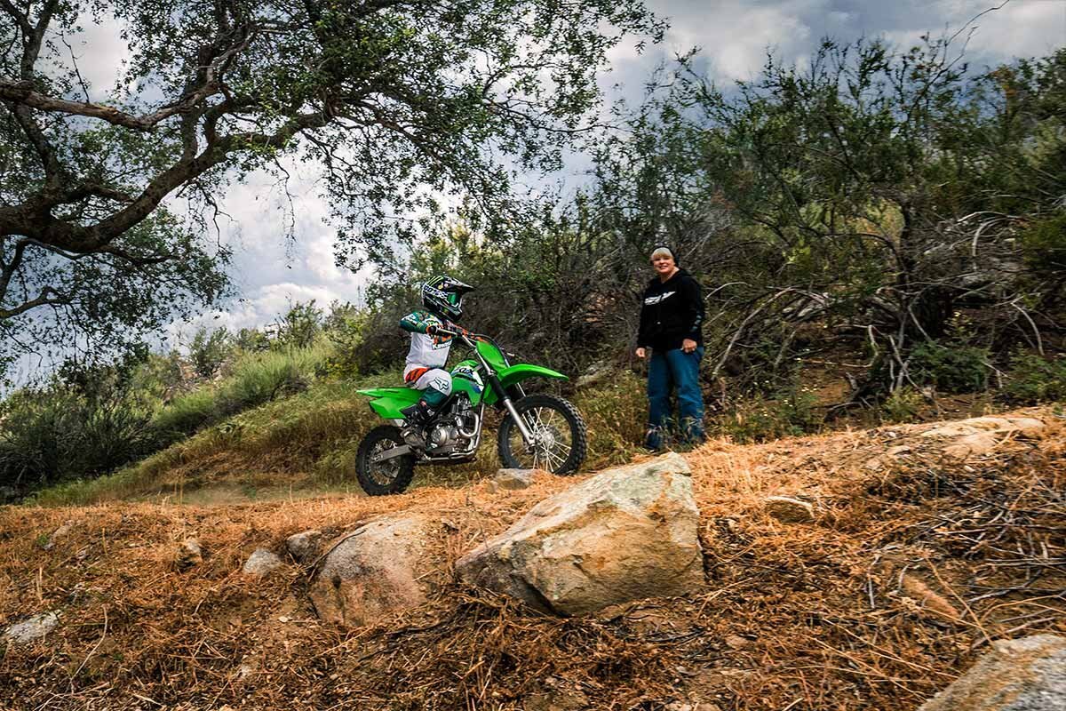 2027 Kawasaki KLX140R Bright White