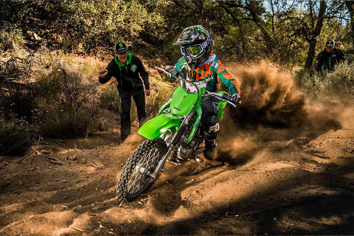 2027 Kawasaki KLX140R Bright White