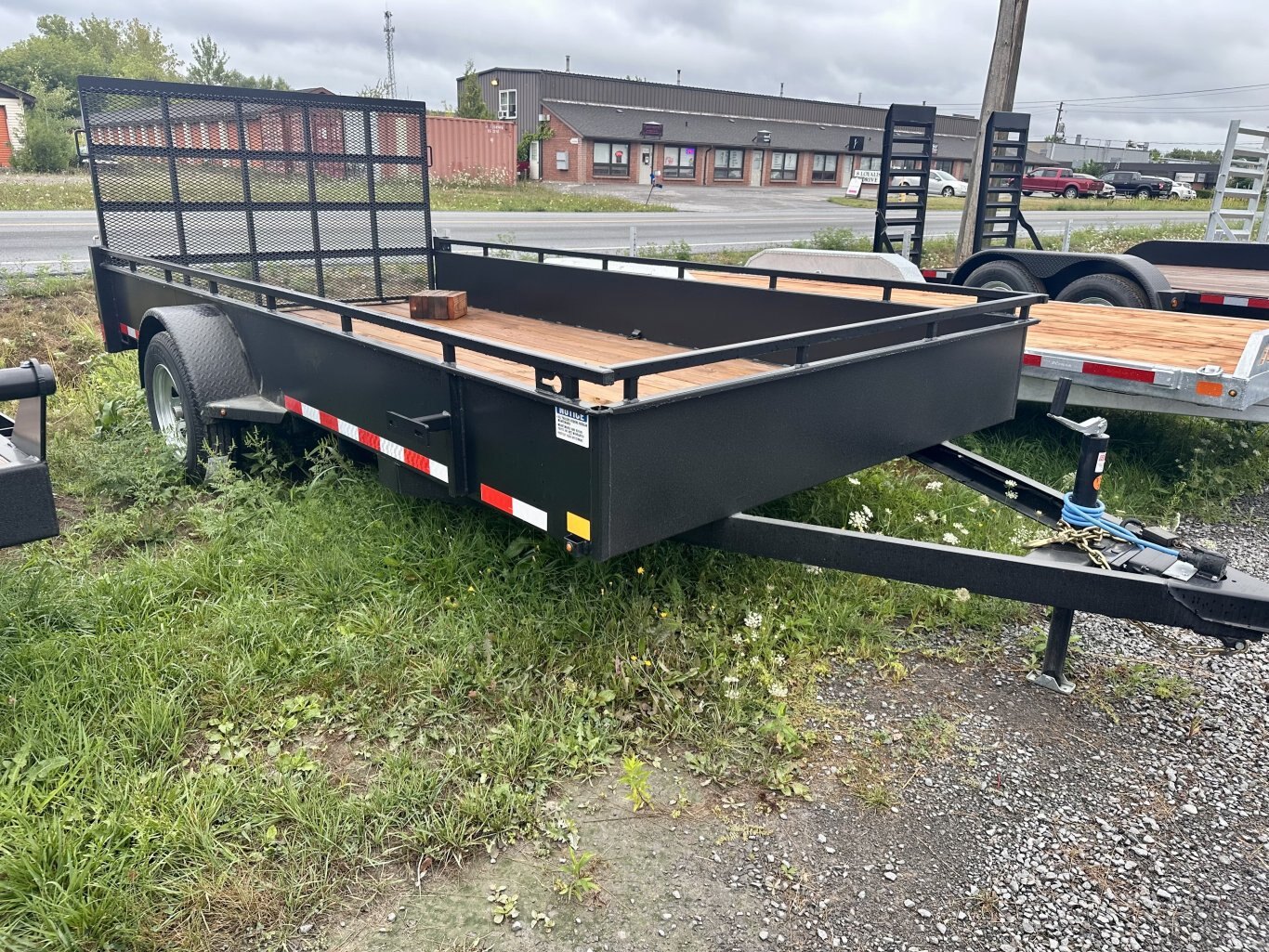 Canada Trailers SINGLE AXLE STEEL SIDE UT714 3.5K