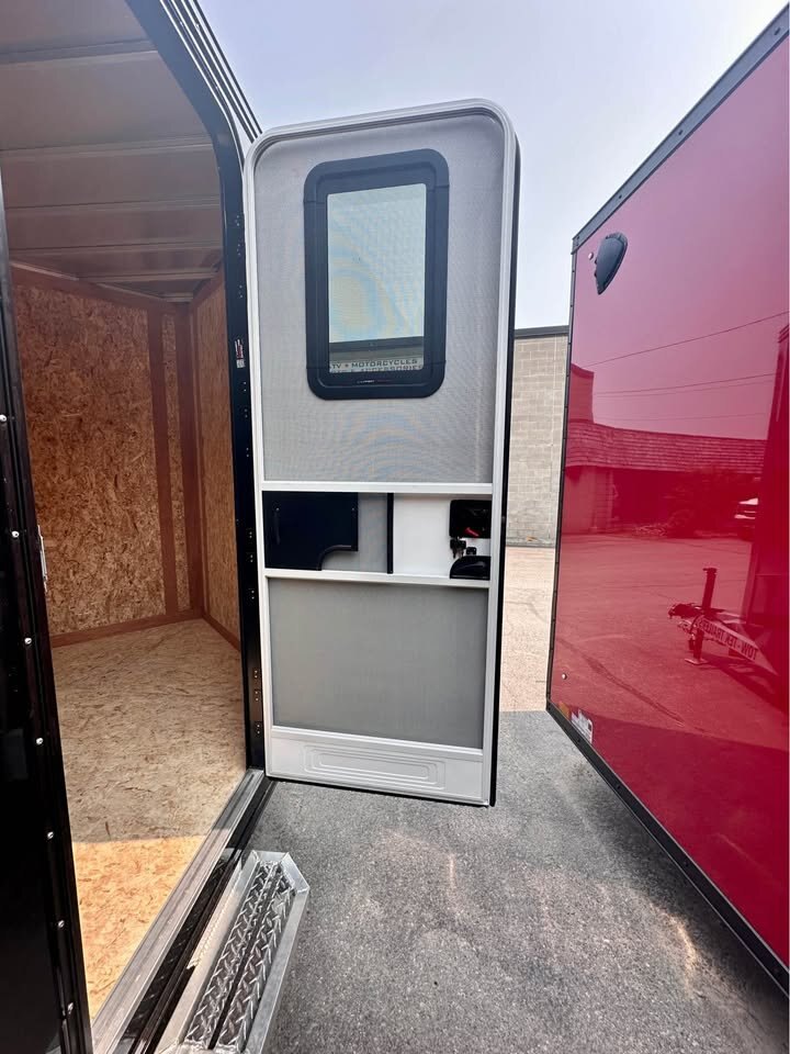 Tow Tek 7x14 Black with Black out package