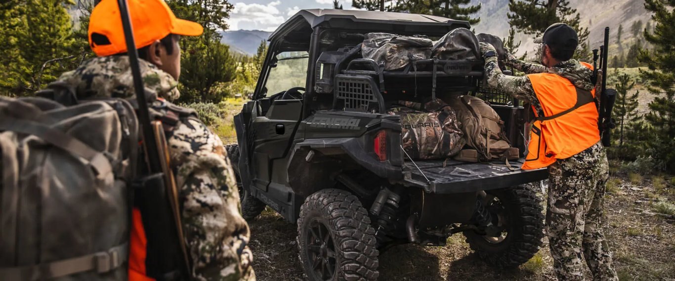 2025 Polaris GENERAL XP 4 1000 Ultimate Indy Red