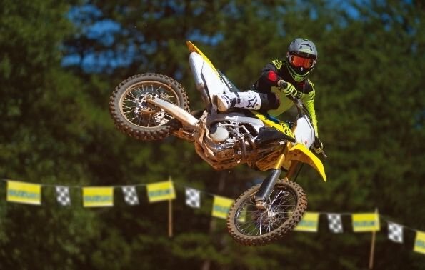 2025 Suzuki DR650SE Solid Special White No. 2