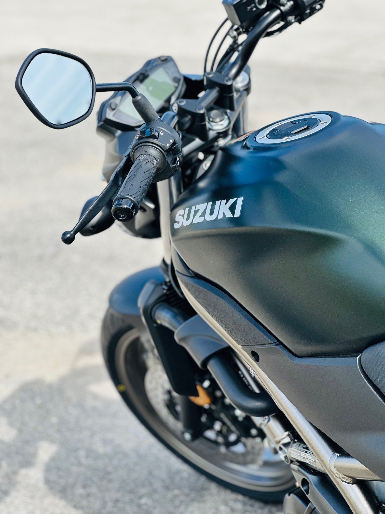 2026 Suzuki DR-Z4SM Sky Grey