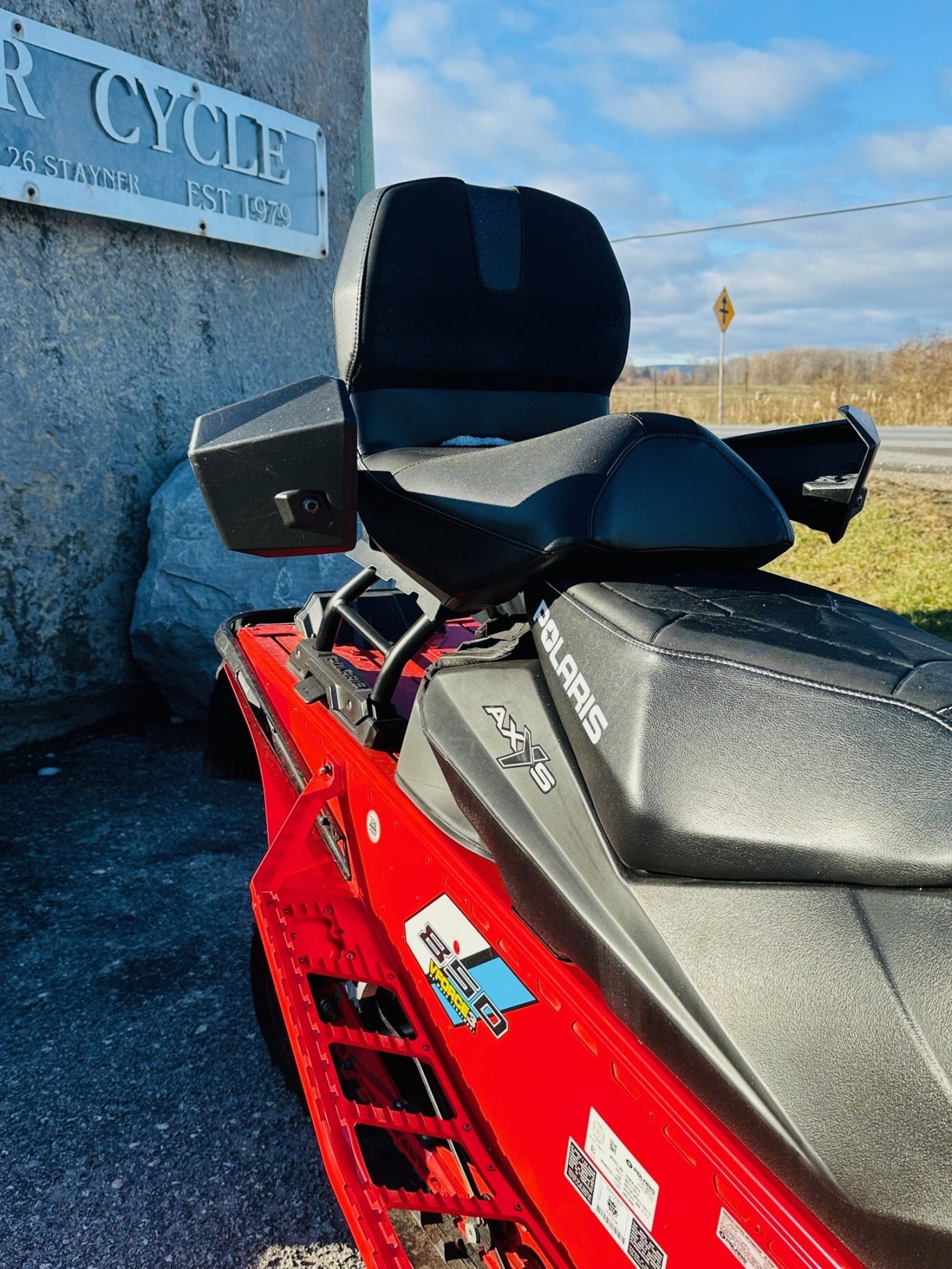 2020 850 Indy XCR 129