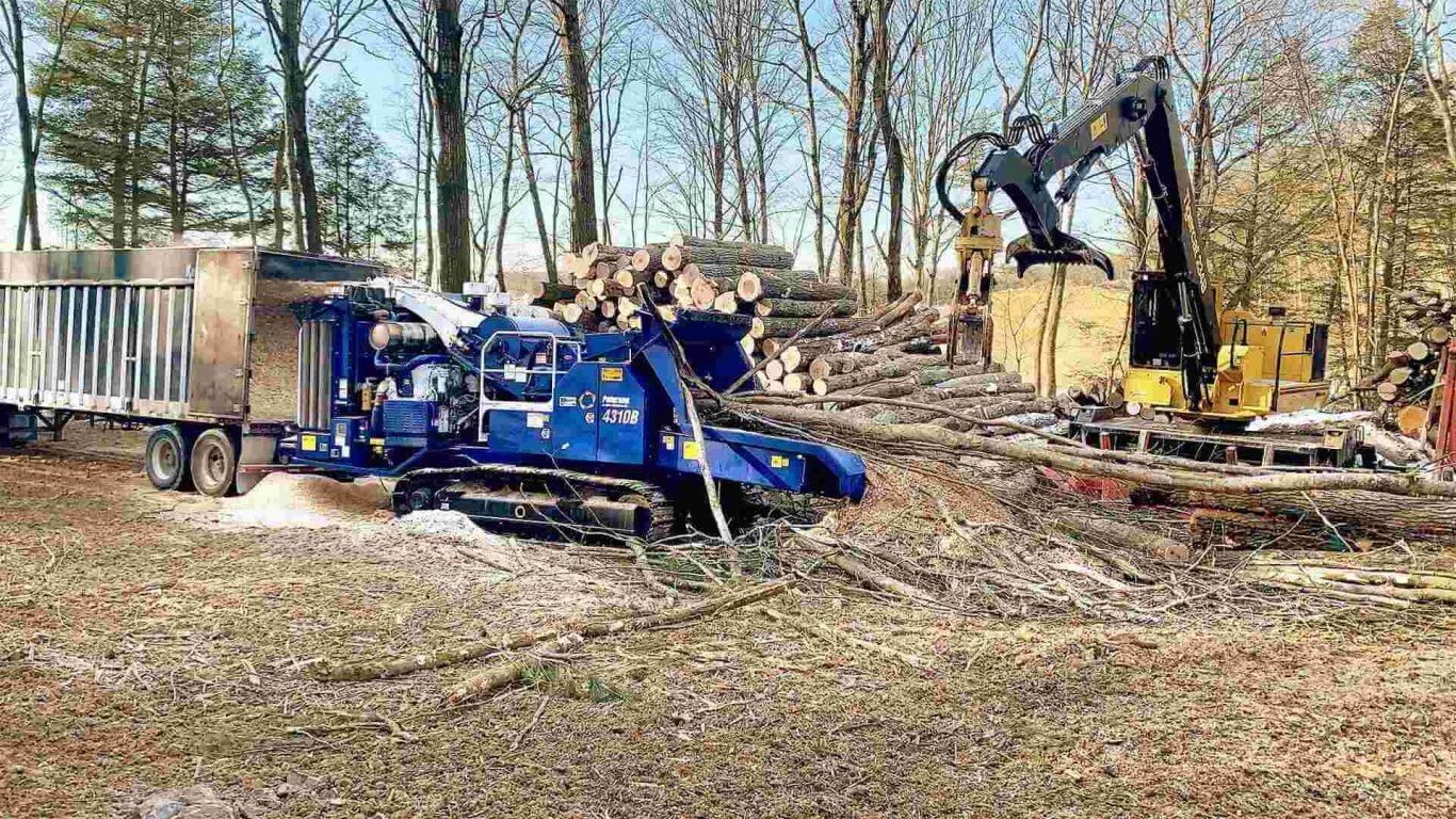 Astec - Peterson 6310B Drum Chipper