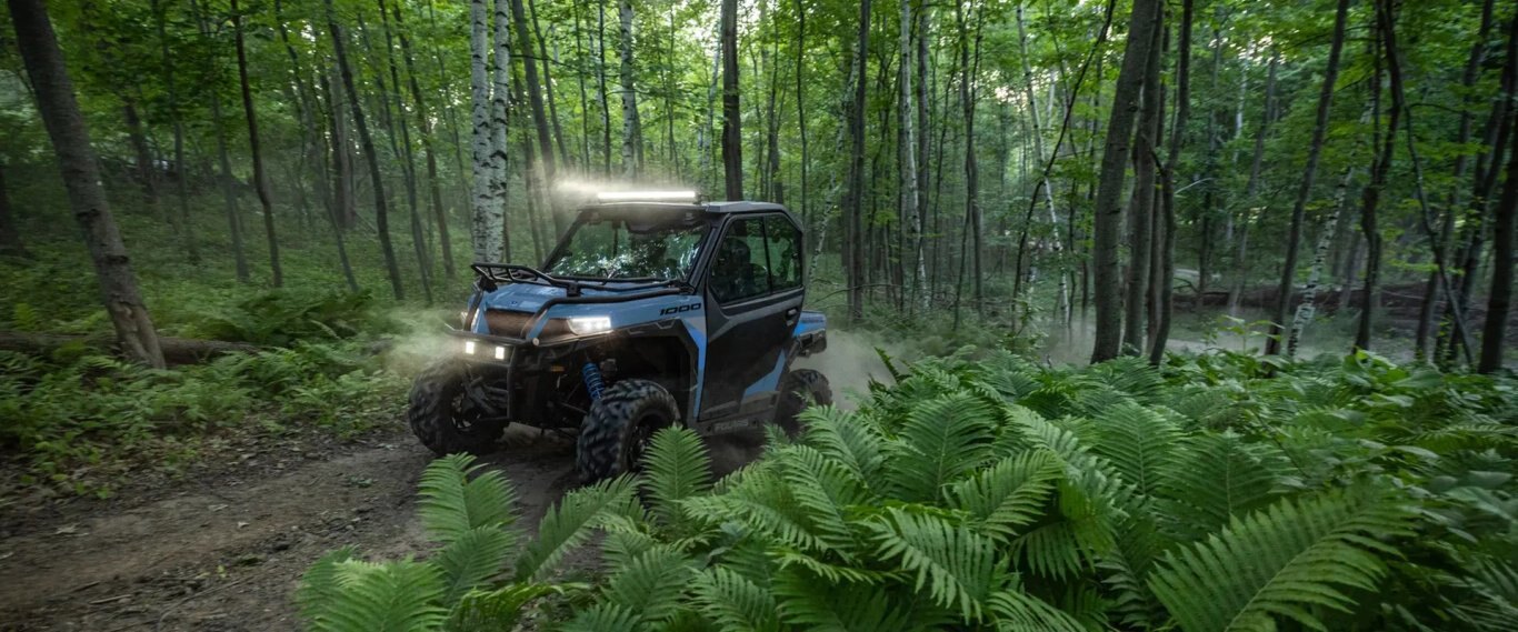 2027 Polaris® GENERAL 1000 Sport Ghost Gray