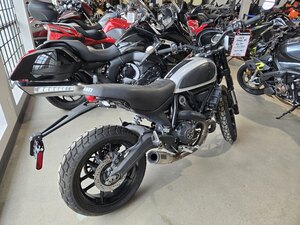 Ducati Scrambler 800