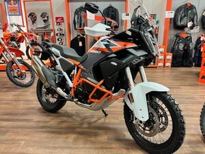 2026 KTM 1390 Super Adventure R