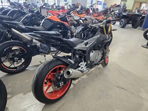 2015 BMW S1000R