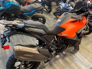 2027 1390 SUPER ADVENTURE S EVO