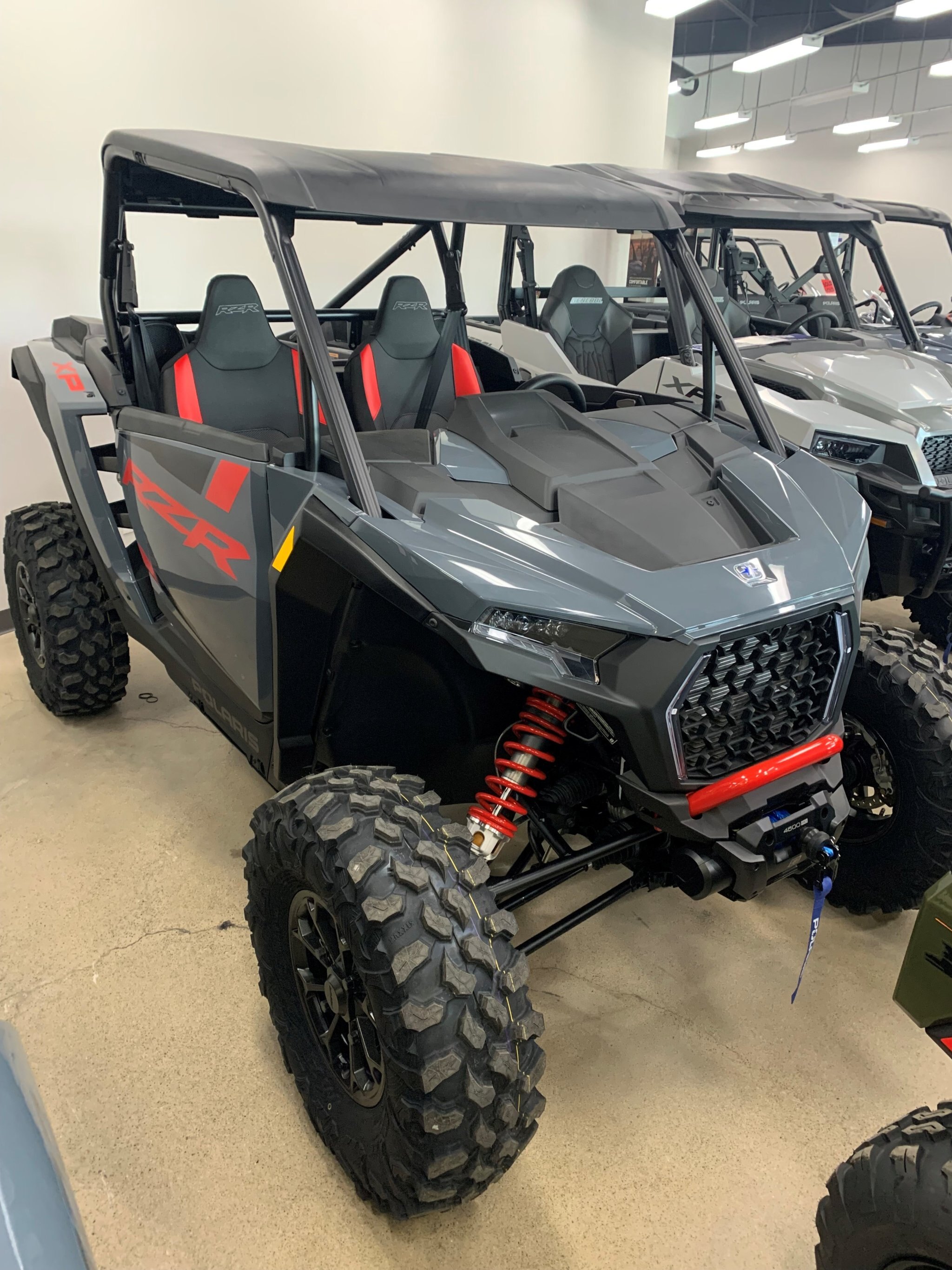 2026 POLARIS SPORTSMAN TOURING 850 PREMIUM ONYX BLACK