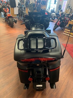 2026 INDIAN PURSUIT DARK HORSE 112 AUDIO BLACK SMOKE