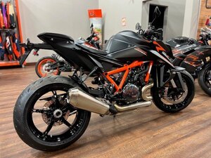 2026 KTM 1390 Super Duke R EVO
