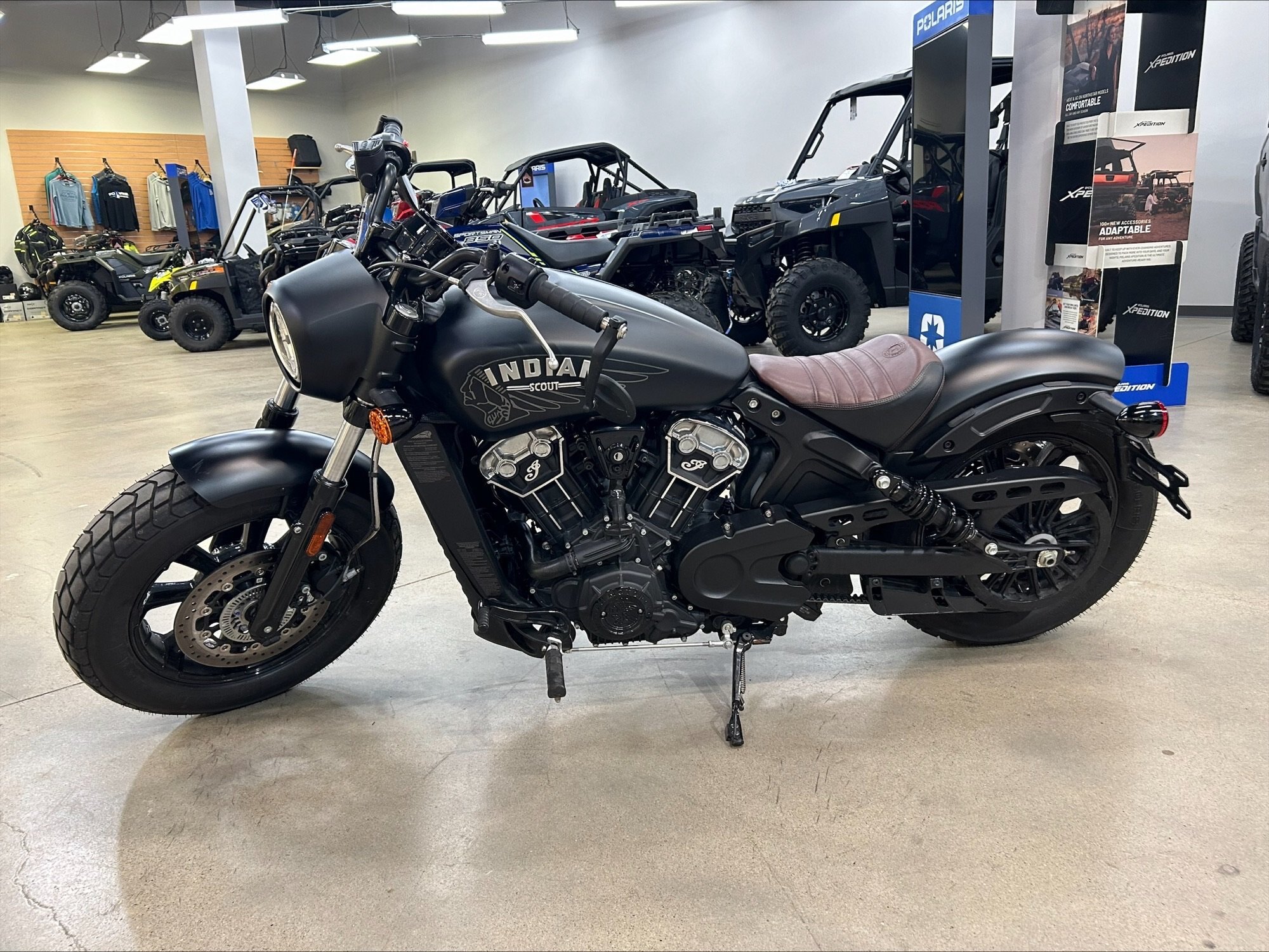 2025 Indian Motorcycle Scout Bobber Black Metallic