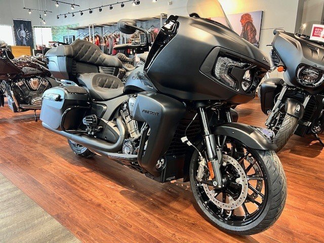 2026 Indian Pursuit Dark Horse 112 with Powerband Audio