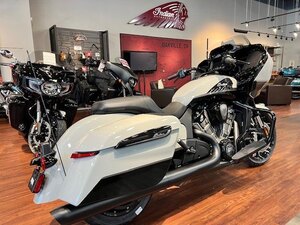 2026 Indian Challenger Dark Horse 112 w/ Powerband audio