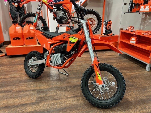 2027 KTM SX E 5